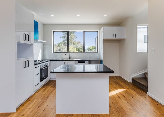  at 81B Bond Crescent, Forrest Hill, North Shore City, Auckland