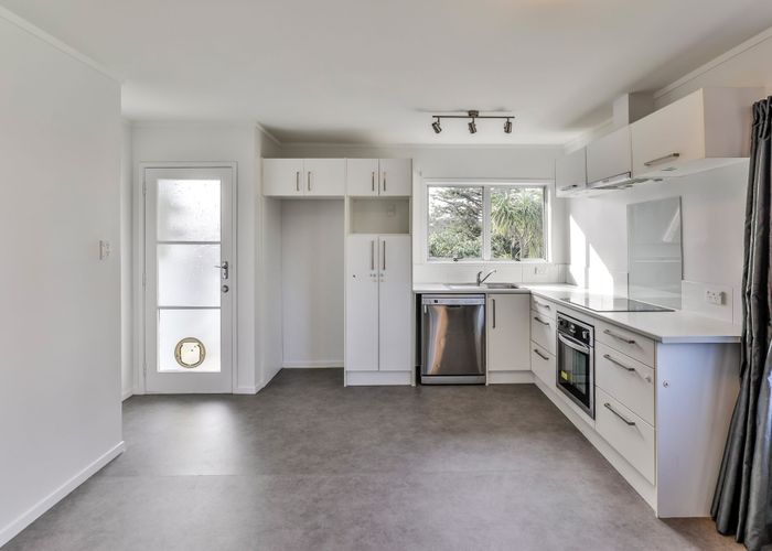  at 21 Cedar Heights Avenue, Massey, Waitakere City, Auckland