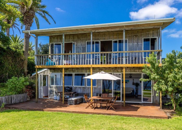  at 9 Pah Road, Onetangi, Waiheke Island, Auckland