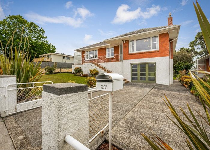  at 27 Westminster Street, New Windsor, Auckland