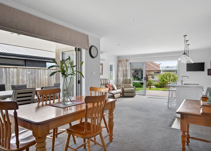  at 10 Hiria Crescent, Papamoa Beach, Tauranga, Bay Of Plenty