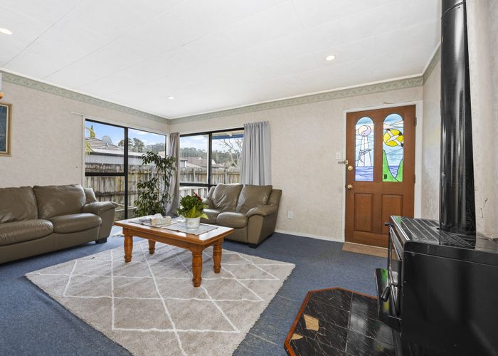  at 39 Redlands Grove, Swanson, Waitakere City, Auckland