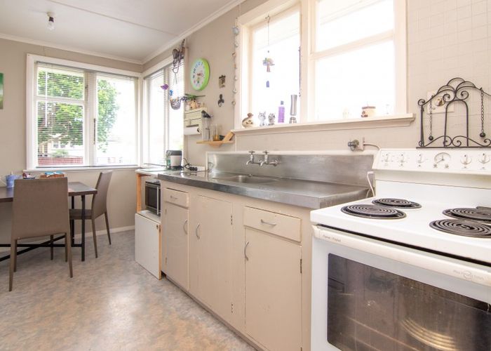  at 10 Belfast Place, Roslyn, Palmerston North