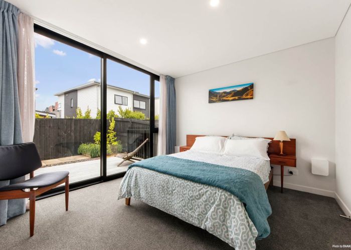  at 7 Nugget Avenue, Hobsonville, Waitakere City, Auckland