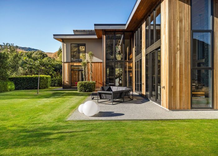  at 142 Littles Road, Dalefield, Queenstown