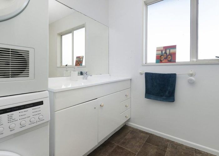  at 16a Barlow Street, Ilam, Christchurch City, Canterbury