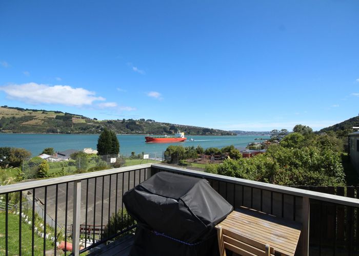  at 9 Ohau Street, Ravensbourne, Dunedin, Otago