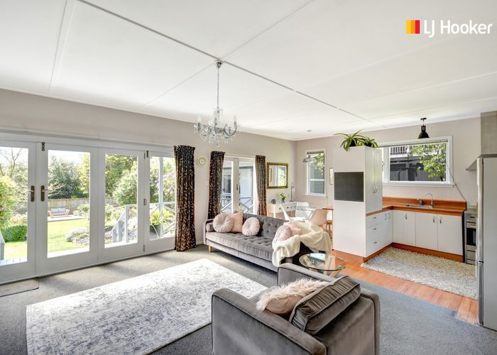  at 5 Clearwater Street, Broad Bay, Dunedin