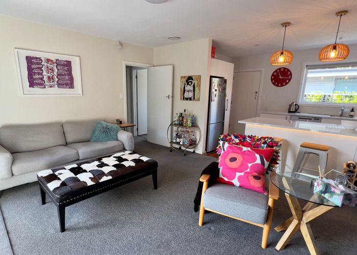  at 3/94 Nayland Street, Sumner, Christchurch