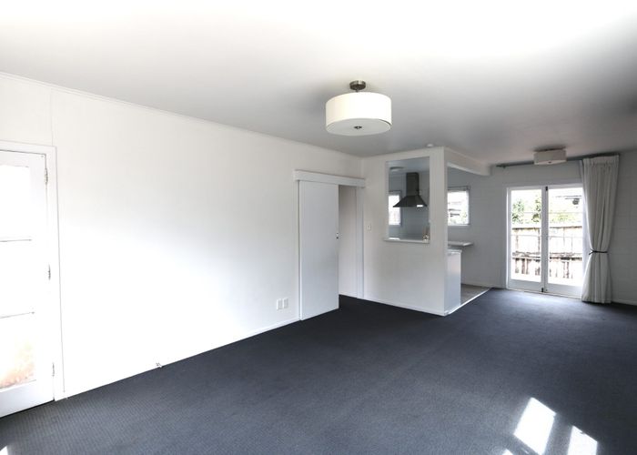  at 2/21 Raurenga Avenue, Royal Oak, Auckland City, Auckland