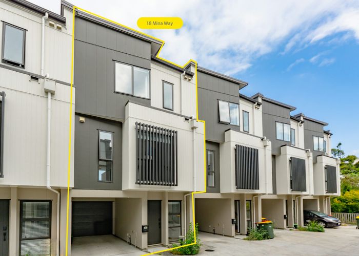  at 18 Mina Way, Browns Bay, North Shore City, Auckland