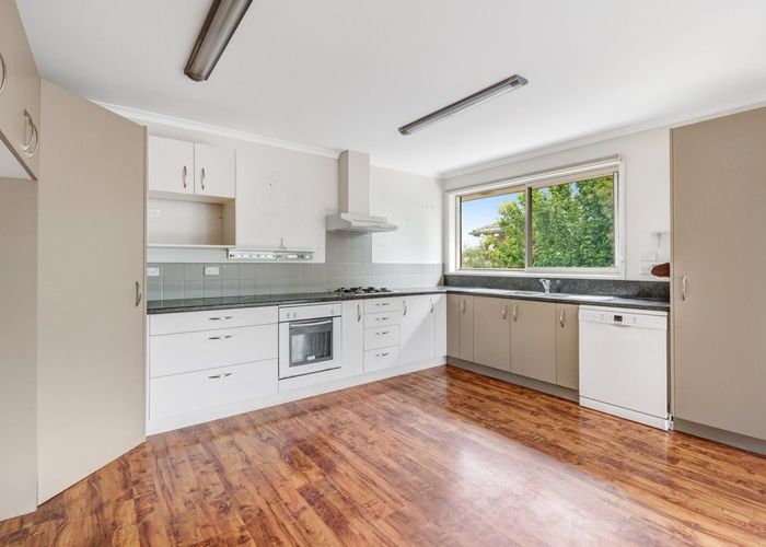  at 9 Raabia Close, Parakai, Rodney, Auckland