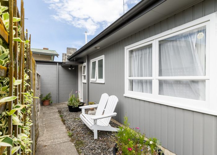  at 2/32 White Street, Taradale, Napier, Hawke's Bay