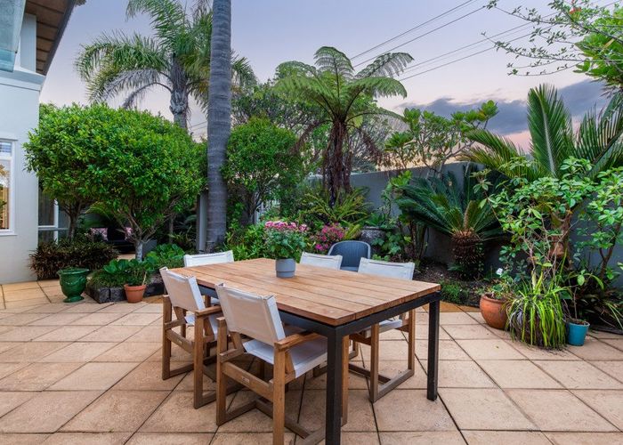  at 15A Ocean View Road, Milford, North Shore City, Auckland