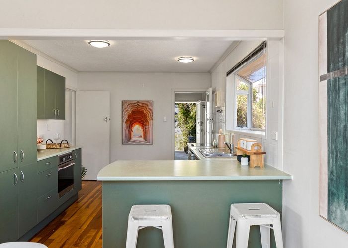  at 6 Link Road, Newlands, Wellington, Wellington