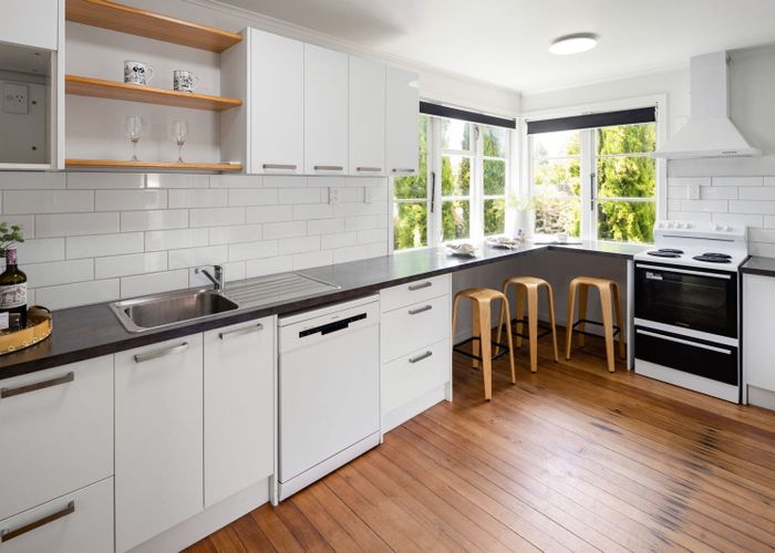  at 42 Churchill Avenue, Maeroa, Hamilton, Waikato