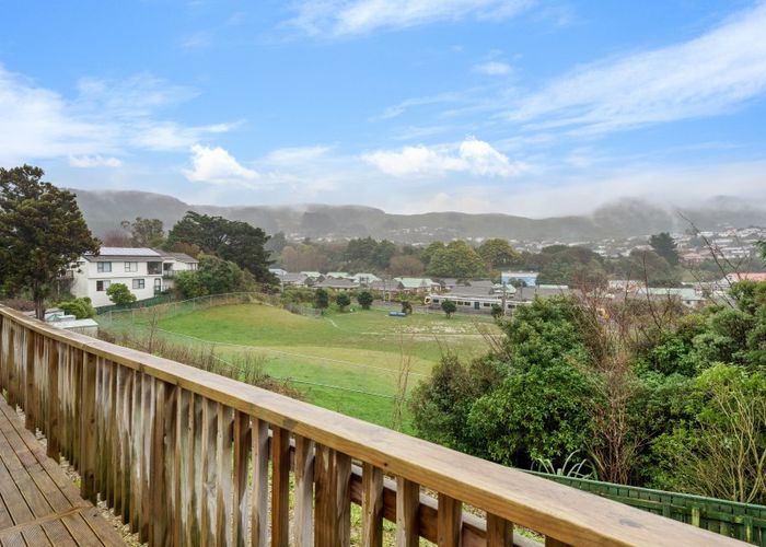  at 44A Taylor Terrace, Tawa, Wellington