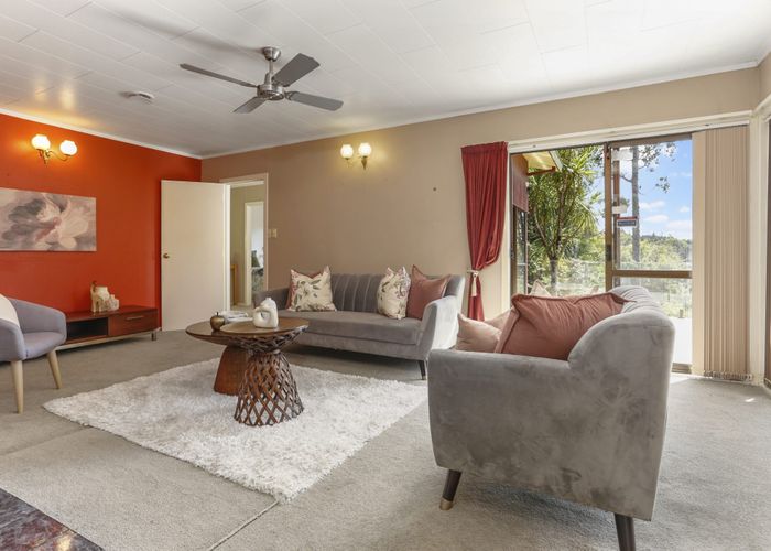  at 61 Woodfern Crescent, Titirangi, Auckland