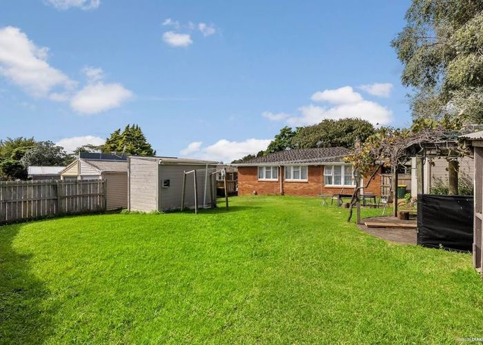  at 28 Gilbert Road, Otara, Auckland