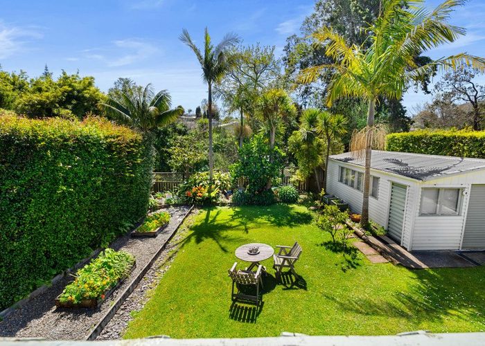 at 12 Linwood Avenue, Forrest Hill, North Shore City, Auckland