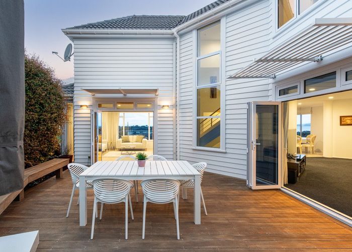  at 17 Calypso Place, Rothesay Bay, Auckland