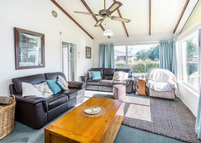  at 73 Kempton Street, Greytown