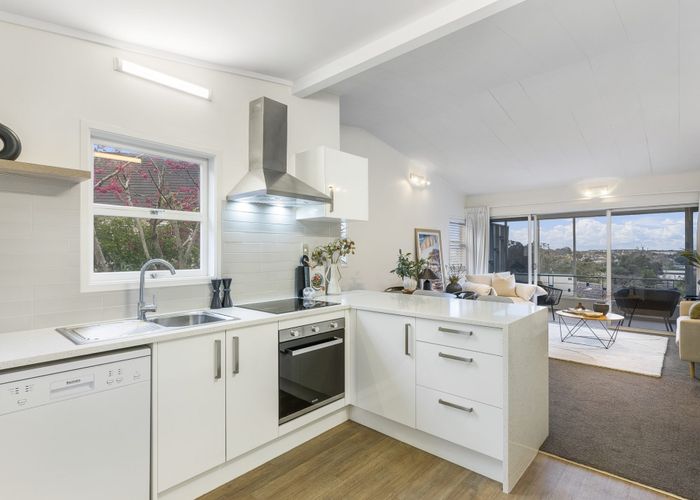  at 1/25 Pukerangi Crescent, Ellerslie, Auckland