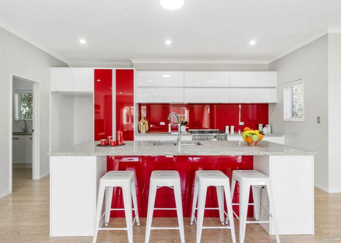  at 127 Taylor Street, Blockhouse Bay, Auckland