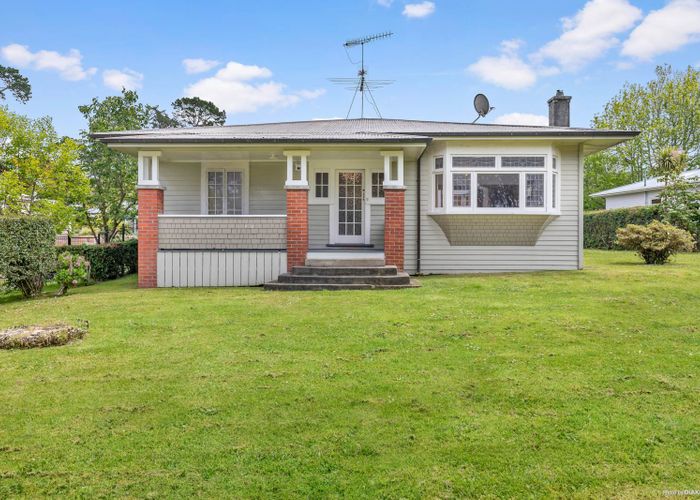  at 49 Maungakiekie Avenue, Greenlane, Auckland
