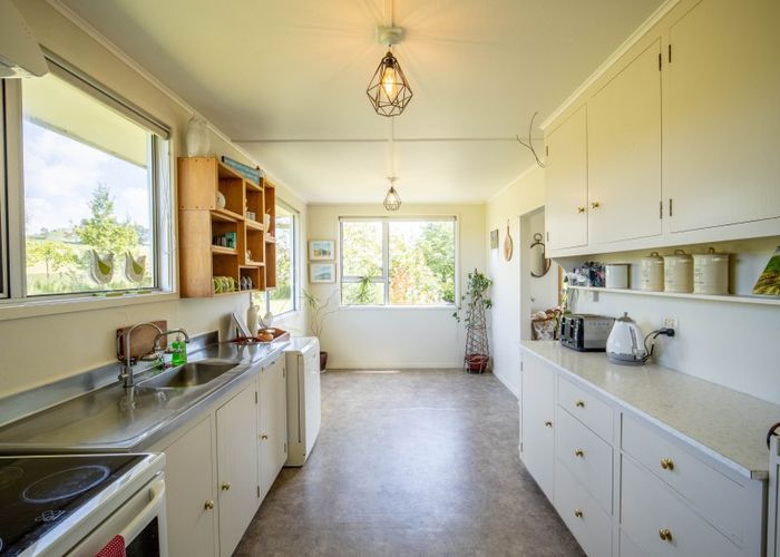  at 579 Fortification Road, Alma