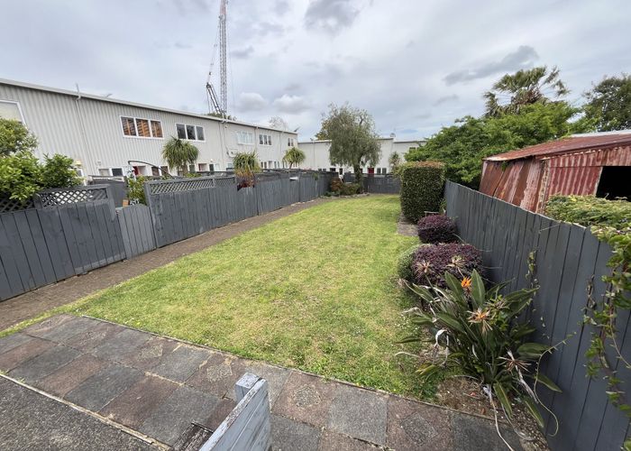  at 22/4 Spring St, Onehunga, Auckland City, Auckland