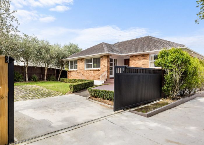  at 18 Union Road, Howick, Manukau City, Auckland