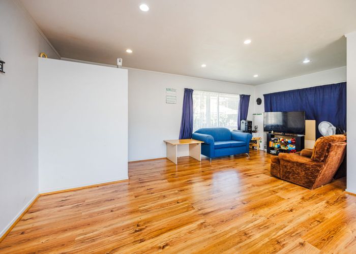  at 2/21 Jutland Road, Manurewa, Manukau City, Auckland
