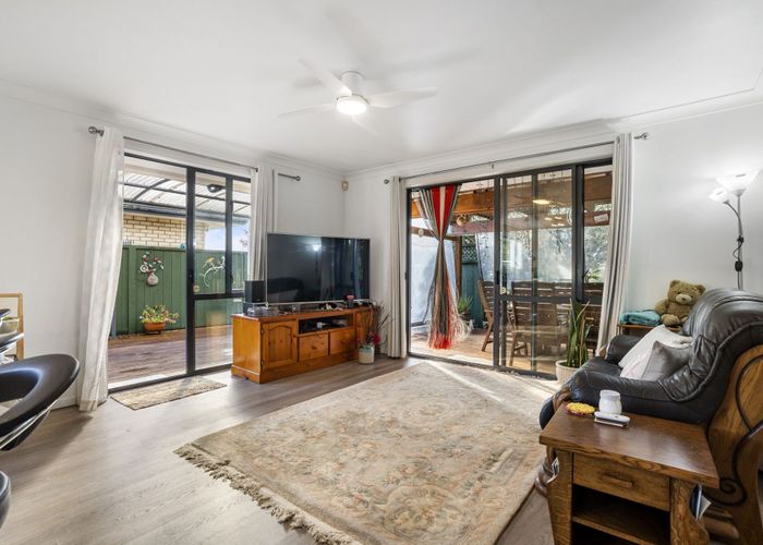  at 1 Highfields Terrace, Henderson, Waitakere City, Auckland