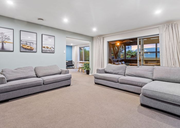  at 7 Lake Terrace Road, Burwood, Christchurch