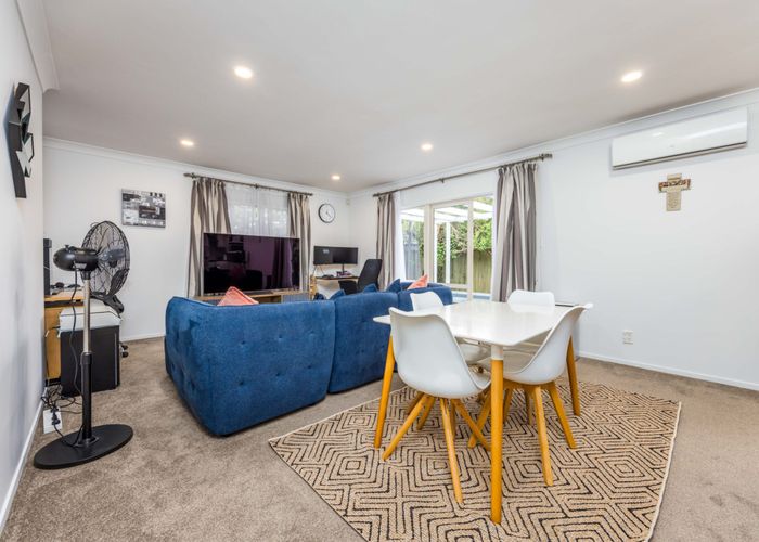  at 2/229 Campbell Road, Greenlane, Auckland