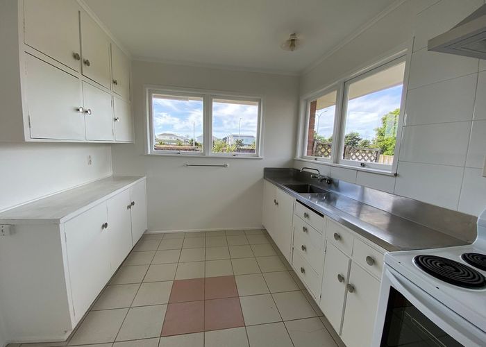  at 1/75 Pakuranga Road, Pakuranga, Manukau City, Auckland