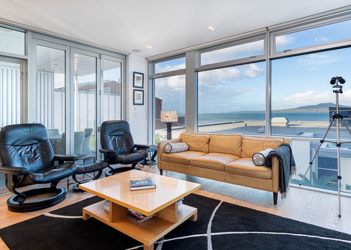  at 3/245 Hurstmere Road, Takapuna, Auckland