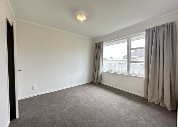  at 23 Blockhouse Bay Road, Avondale, Auckland