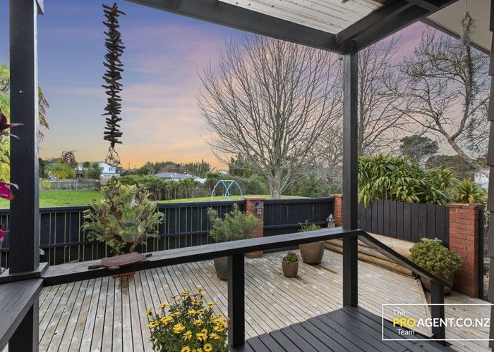  at 21B Glucina Place, Glen Eden, Auckland