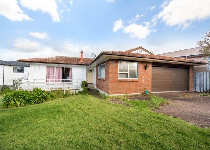  at 31 Wycherley Drive, Bucklands Beach, Manukau City, Auckland