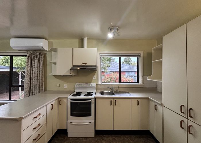  at 26 Tintern Avenue, Avonhead, Christchurch City, Canterbury