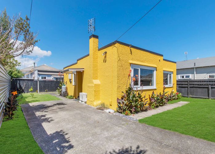  at 8A Pharazyn Street, Gonville, Whanganui