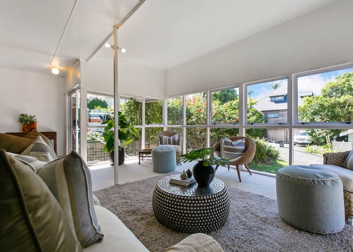  at 3/8 Dempsey Street, Remuera, Auckland