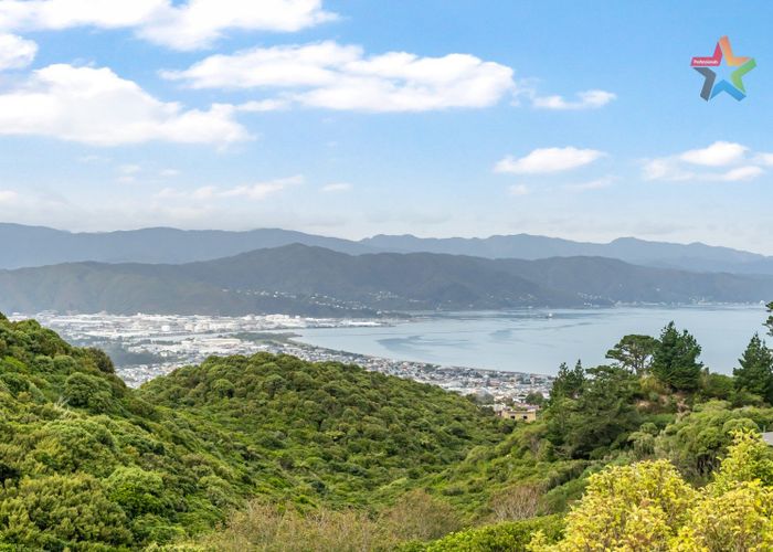 at 125 Maungaraki Road, Korokoro, Lower Hutt, Wellington