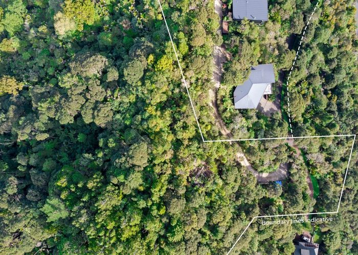  at 176 Scenic Drive, Titirangi, Auckland
