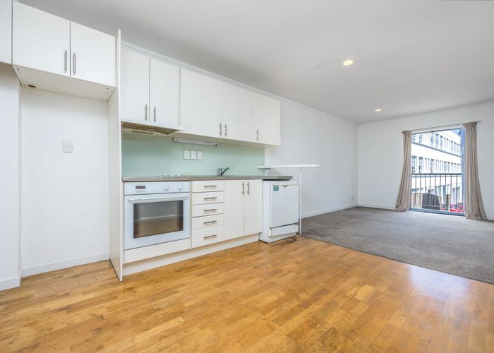  at 4/70 Randolph Street, Newton, Auckland
