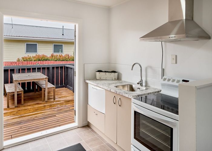  at 3/14 Jillett Street, Titahi Bay, Porirua, Wellington