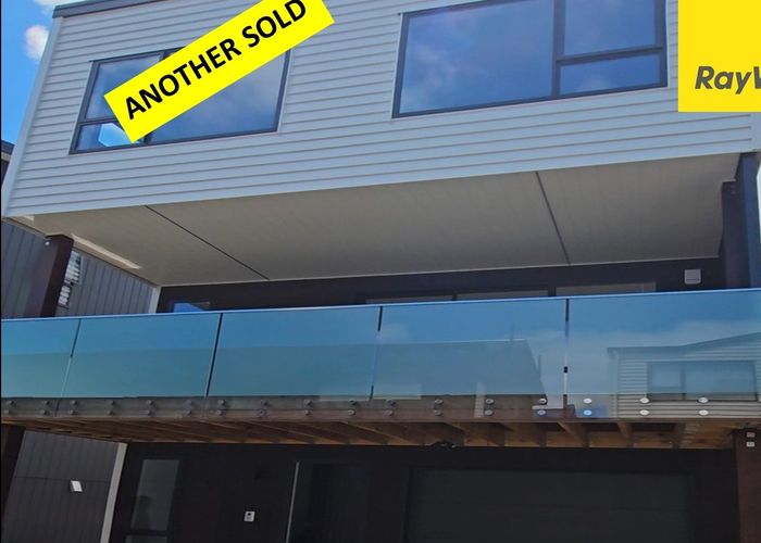  at 3/36 William Souter Street, Forrest Hill, Auckland