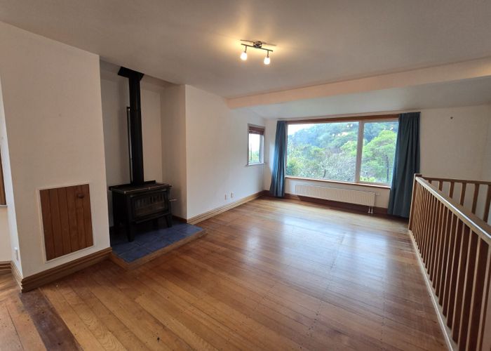  at 34 Moana Road, Days Bay, Lower Hutt